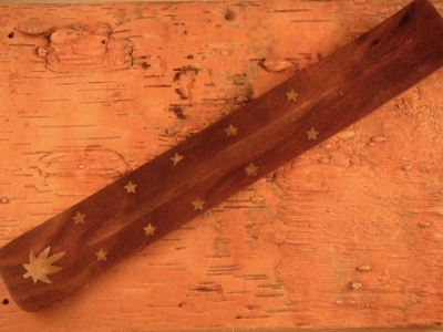 Räucherstäbchenhalter Cannabis